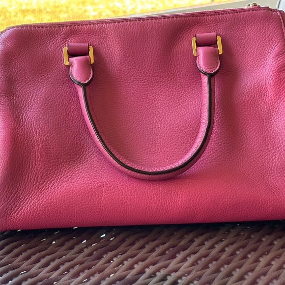 Michael Kors, pink leather satchel, crossbody 
Strap barely used - Picture 2 of 7